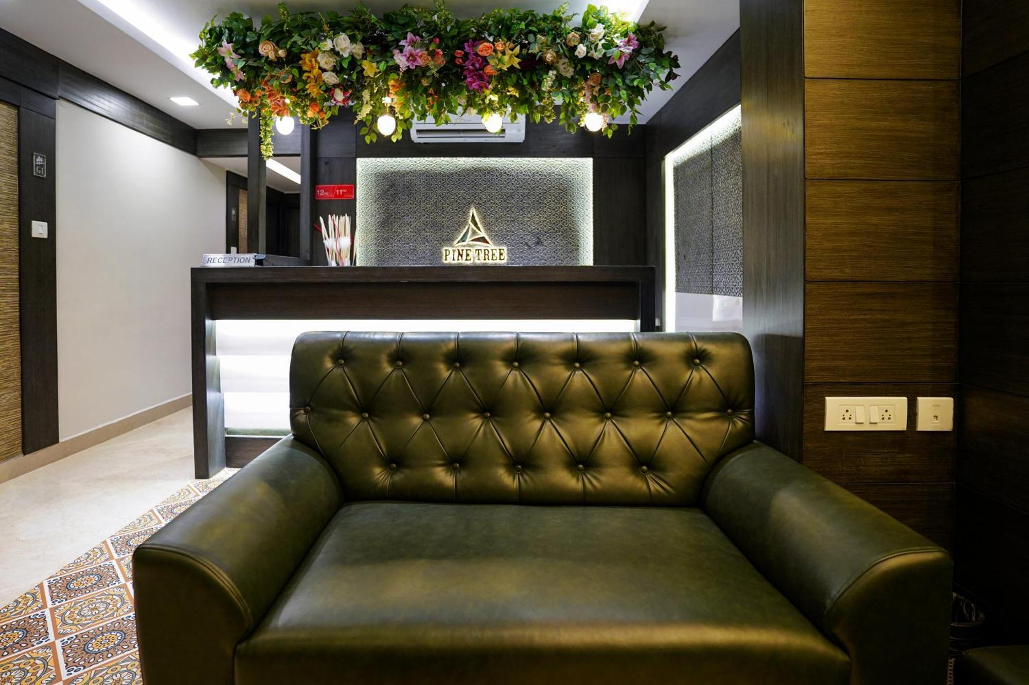 Pine Tree Boutique Hotel Chennai Luaran gambar